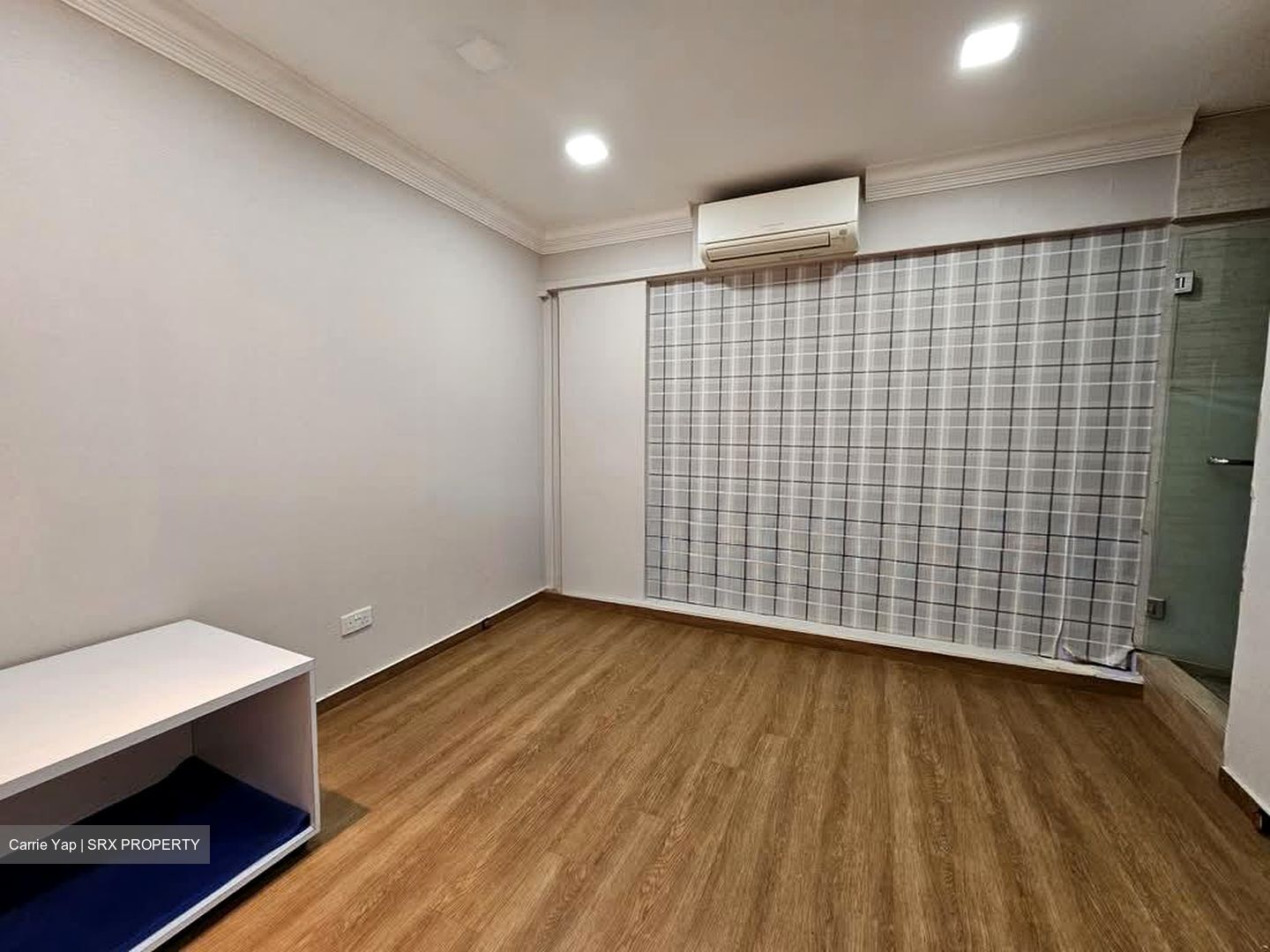 Jurong East Avenue 1 (D22), Shop House #566892831